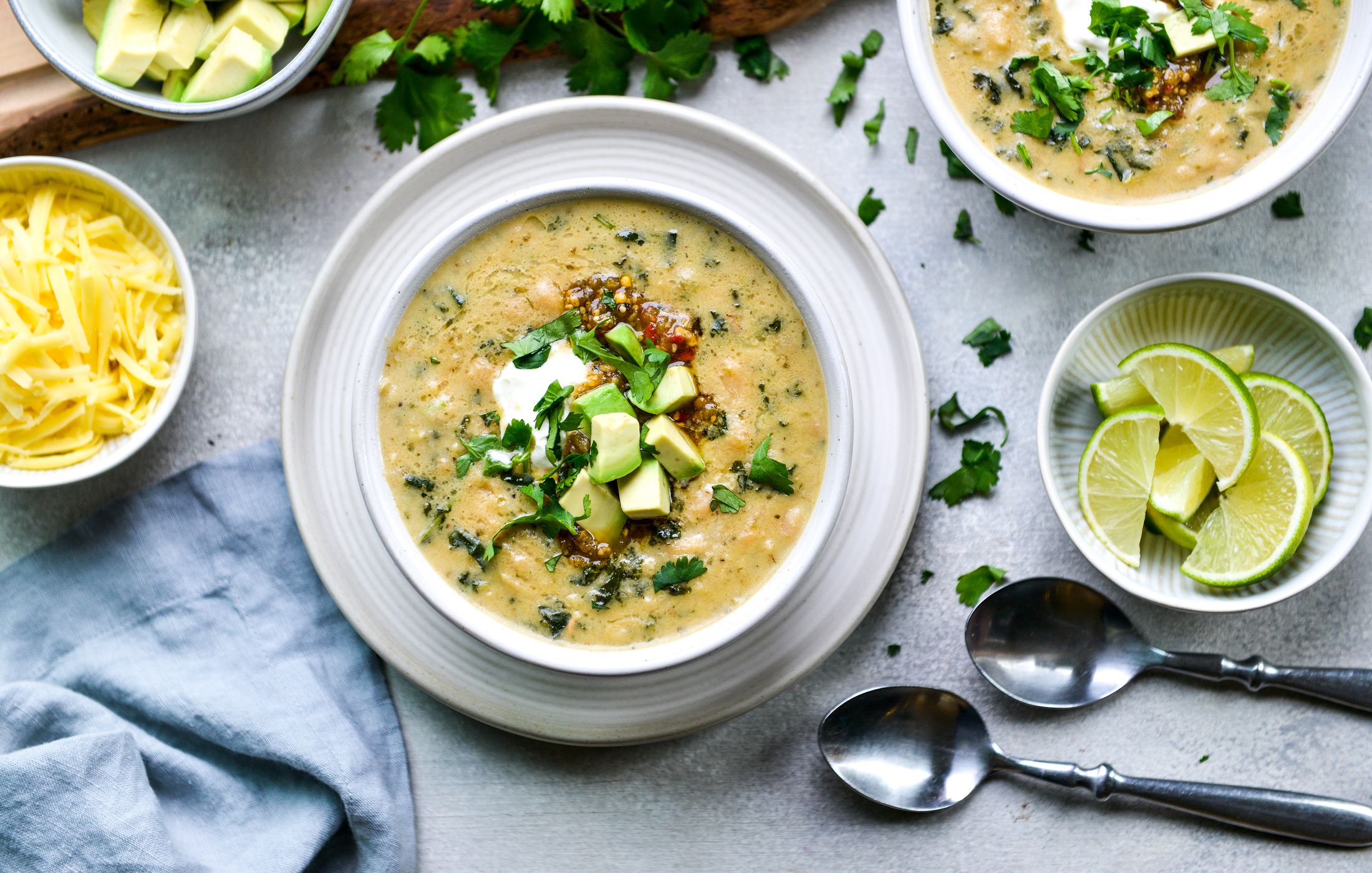 CREAMY WHITE BEAN AND KALE CHILI-1